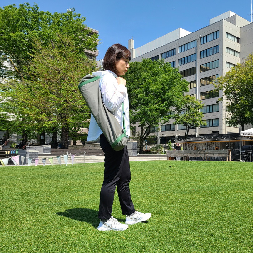 サダナ・ナチュラル4mm ピュア ディープガーネット 　イメージ