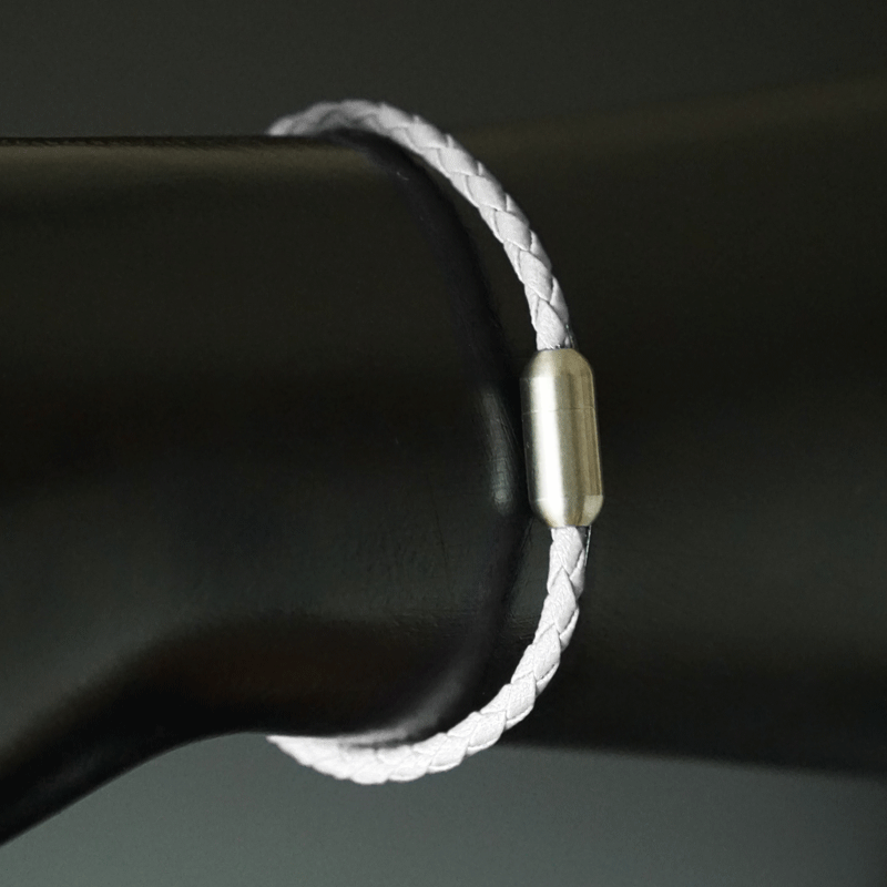 クリオ　アルファリングウィズ　ブレス・アンクレット　カラーバリエーション