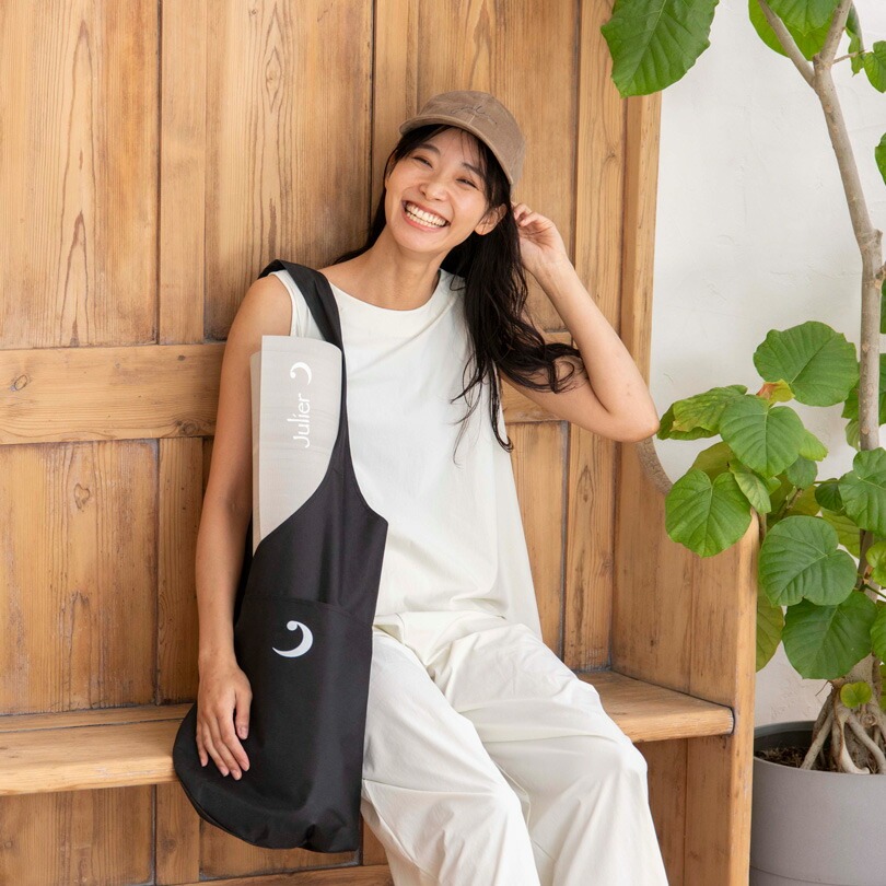 外ポケット付き